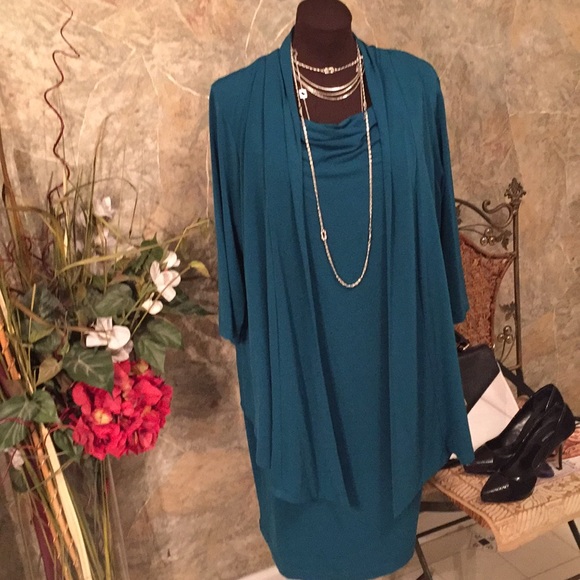 Dress Barn Dresses & Skirts - Dress barn 🌹gorgeous teal dress & attached wrap